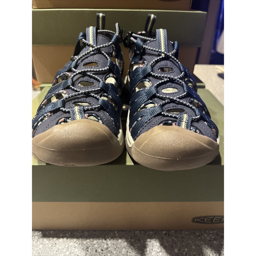 Woman's Sandals KEEN Whisper Size 8.5 NEW IN BOX. Navy/ Birch - Picture 9 of 14